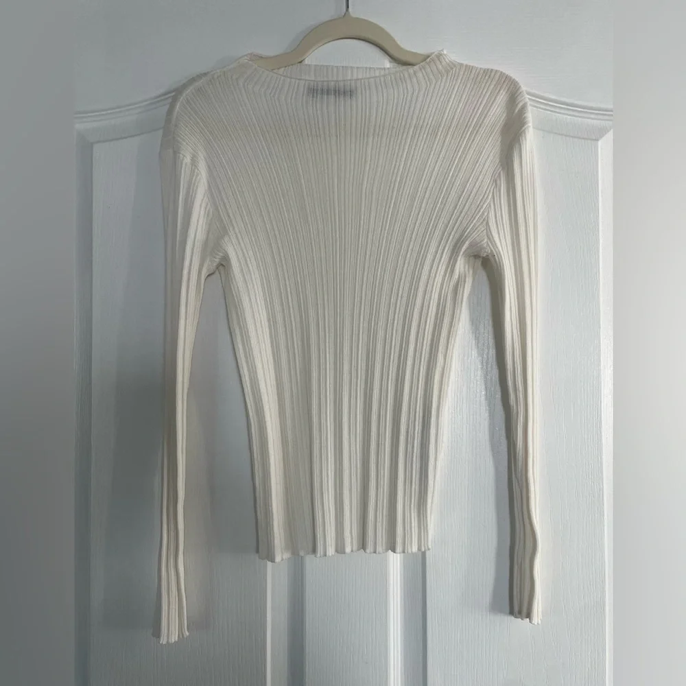 Zara White Textured Ribbed Top - Picture 3 of 5